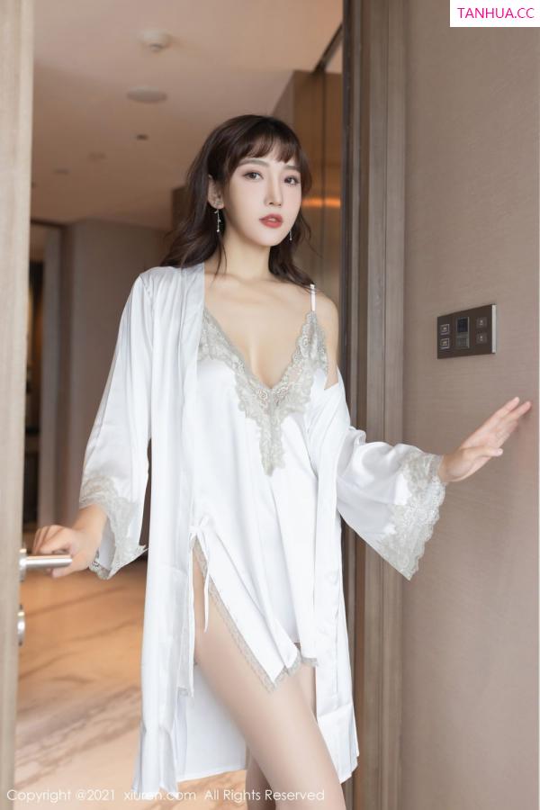 陆萱萱  你的女神陆萱萱 居家睡衣主题第2张图片